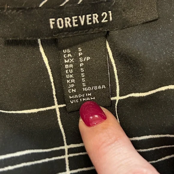 Black and White Checkered Women's Top - Picture 3 of 3